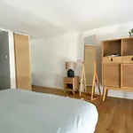 Large Duplex 2br In Center Of 2 Min Walking And Free Parking Διαμέρισμα